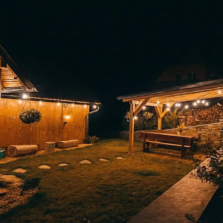 Bianka Moderni Horska Se Saunou Tatil Evi