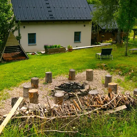 Bianka Moderni Horska Se Saunou * Karlovice (Moravia-Silesia)